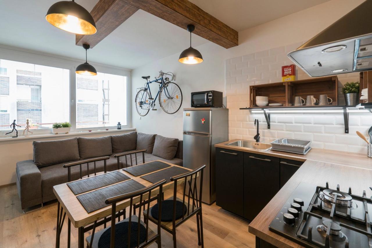 Stylish Centrally Located 1Br Apartment With Parking Pressburg Exterior foto