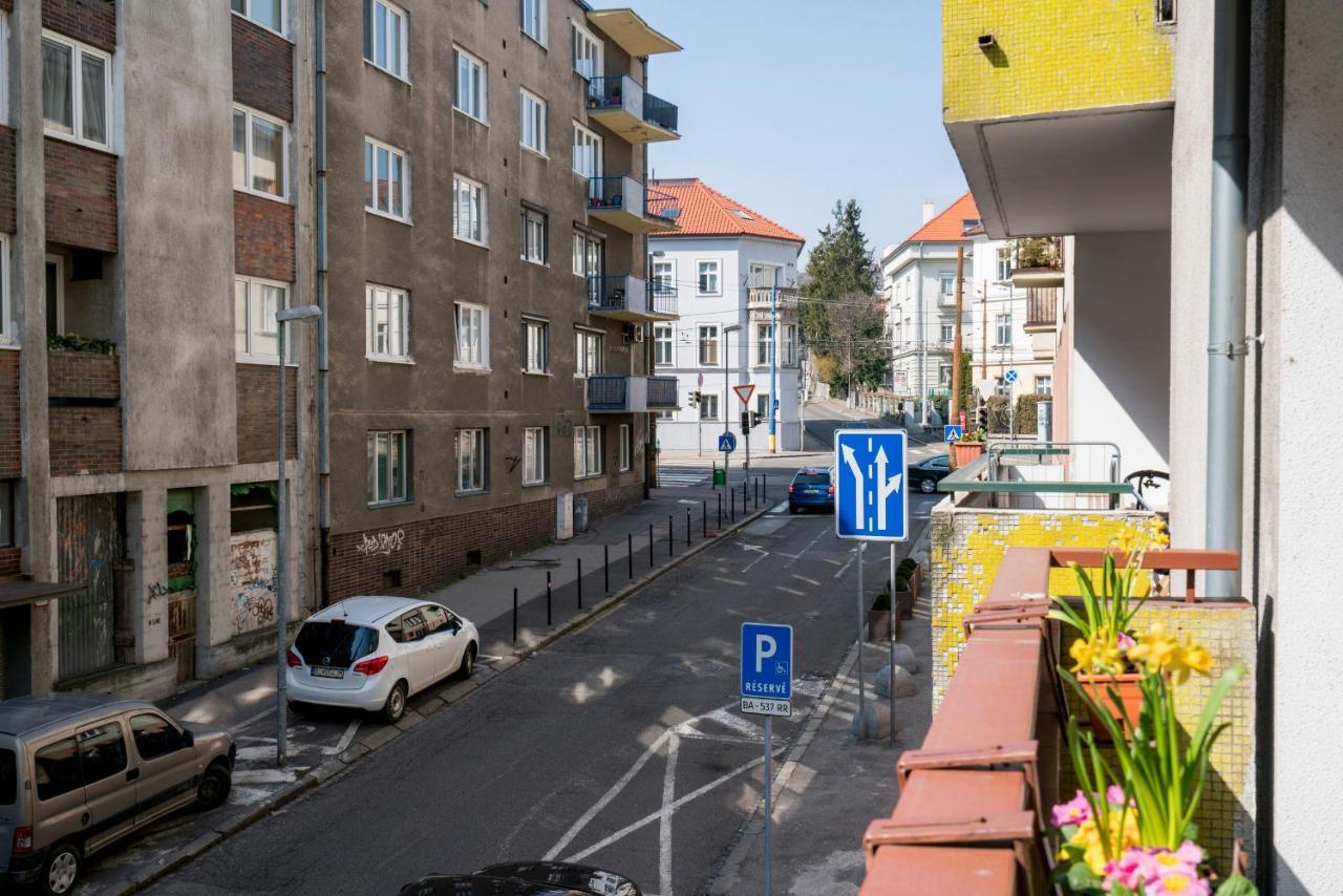 Stylish Centrally Located 1Br Apartment With Parking Pressburg Exterior foto