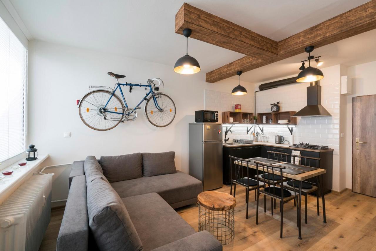 Stylish Centrally Located 1Br Apartment With Parking Pressburg Exterior foto